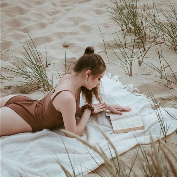 Kornelia Rataj “The Simple One” swimsuit nude NEW - Picture 6 of 8